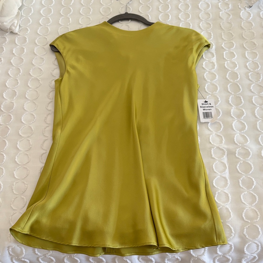 NWT Lafayette 148 New York Silk Blouse size Small- never worn